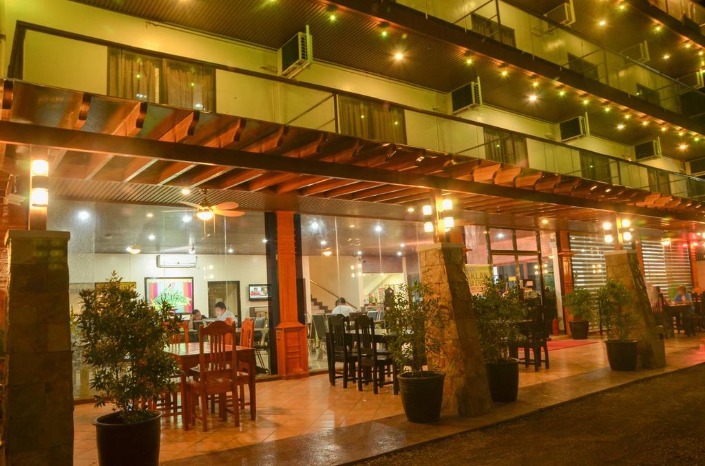 The Premiere Business Hotel Kalibo Eksteriør billede