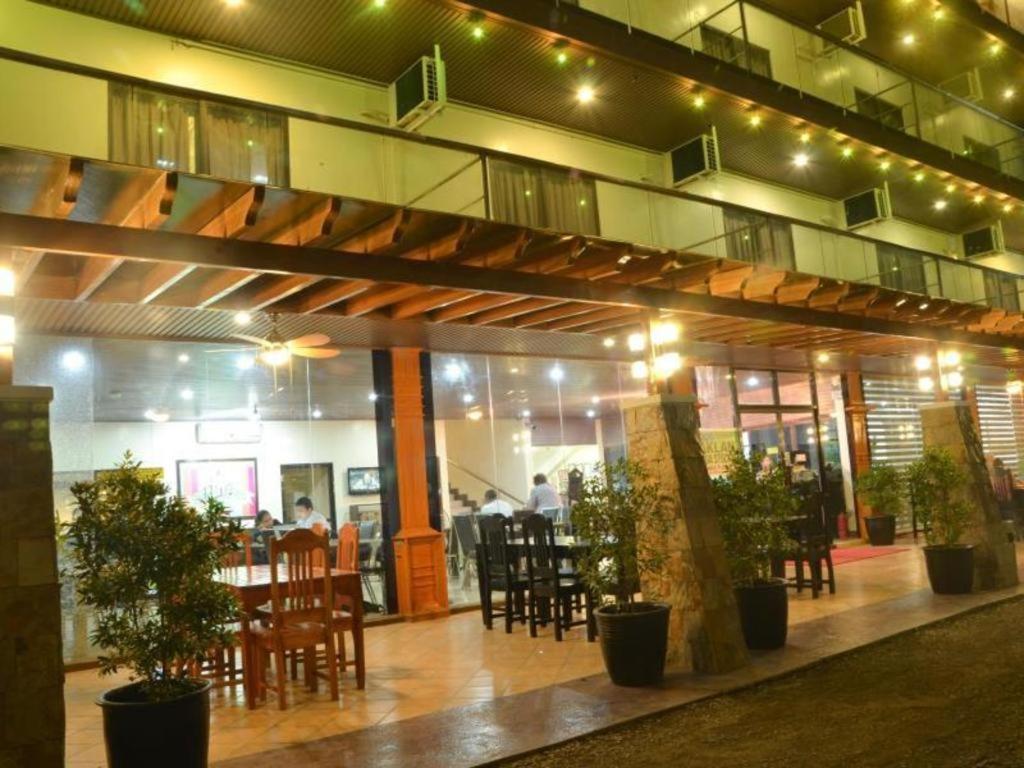 The Premiere Business Hotel Kalibo Eksteriør billede